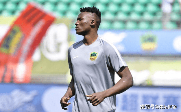 
12场12球！前中超水货领跑J联赛射手榜 曾单场8球 率队13‘星空·综合体育’(图3)