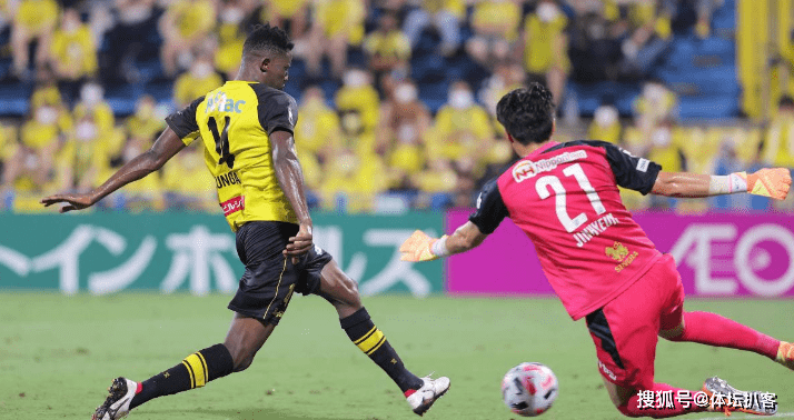 
12场12球！前中超水货领跑J联赛射手榜 曾单场8球 率队13‘星空·综合体育’(图7)