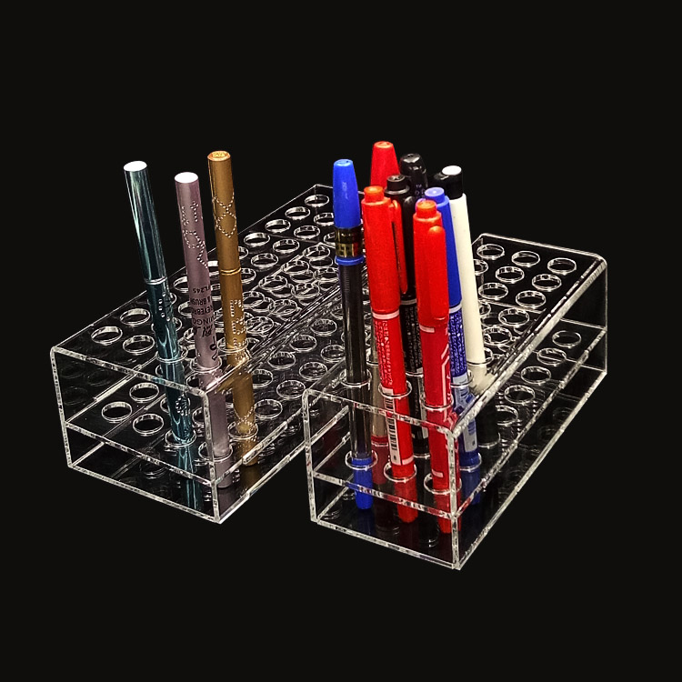 汪洋寄望广东家具产业转型升级 再创新优势|星空综合(图1) 星空·综合体育